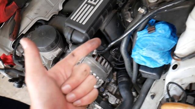 ALTERNATOR REPLACEMENT BMW X1 E84 смотреть онлайн