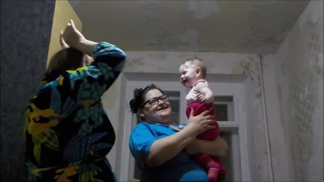 Ремонт в маленькой комнате и помощь Софии repair in the room and help Sofia Fateeva Life смотреть онлайн