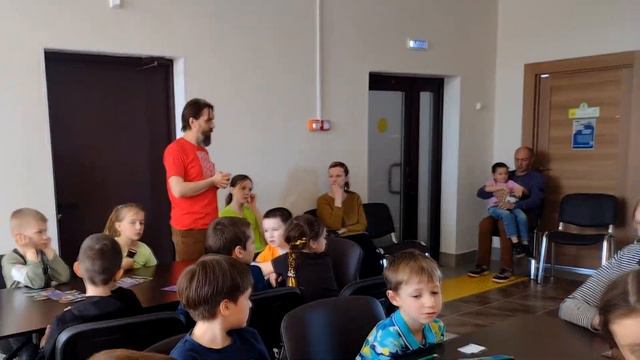 Что? Где ? Когда ? Играют умники и умницы из Пениковского поселения. смотреть онлайн