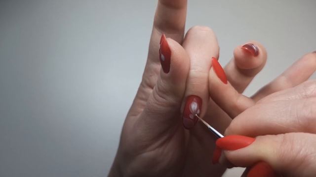 Дизайн ногтей белые узоры акварелью | white & red nail art смотреть онлайн