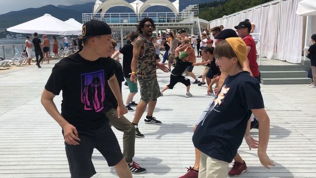 Apache Line 2 Rock Dance Contest / Yalta 2019 смотреть онлайн
