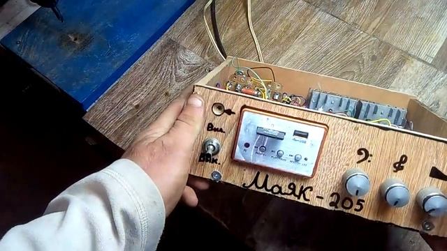 Усилитель мощности з магнитофона МАЯК 205 .#2части. смотреть онлайн