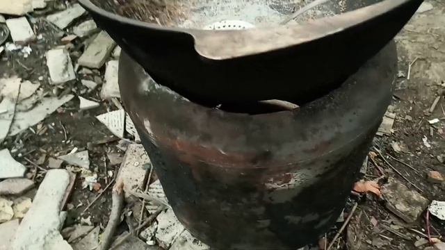 Печь для казана 12 литров из бака водонагревателя 120 литров смотреть онлайн