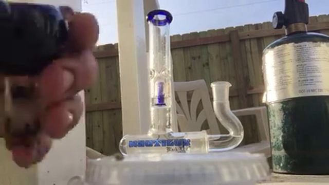 •Black Leaf mini Bong Rip• смотреть онлайн