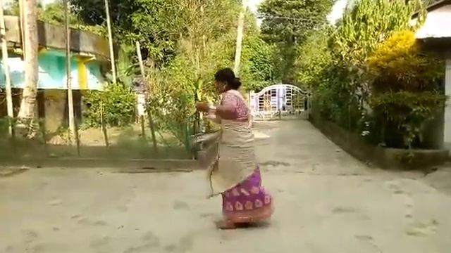 Axomi mur porisoi covar song (puja nath) смотреть онлайн