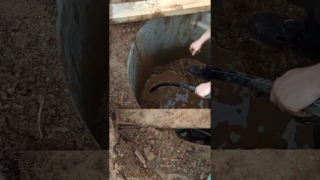 Абиссинская скважина во Владимире с питьевой водой. Вода и Бур ! смотреть онлайн