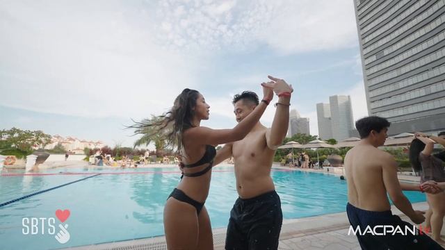 2023 Salsa Bachata Temptation Singapore 'Pool party social dance' смотреть онлайн