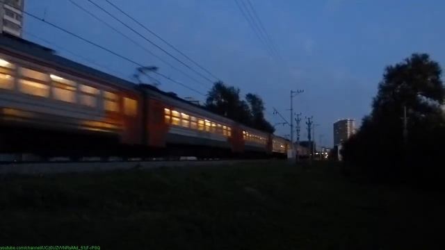 Электропоезд ЭР2Т-7167 15.08.2013 смотреть онлайн