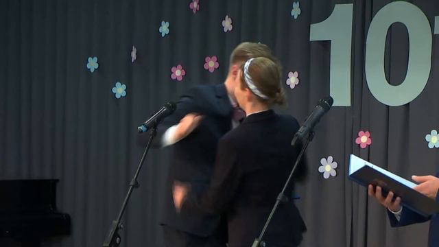 Põltsamaa Ühisgümnaasiumi 12. B Klassi Lõpuaktus 2021