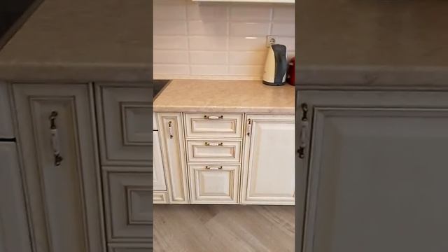 Классическая Кухня с Патиной 15 кв м (ROOM TOUR) смотреть онлайн