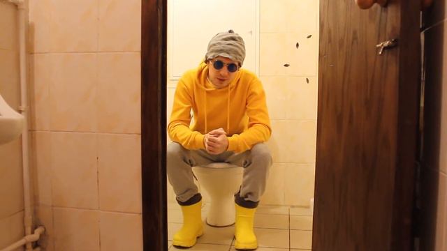 О ЧЁМ ДУМАЕШЬ КОГДА КАКАЕШЬ ? смотреть онлайн