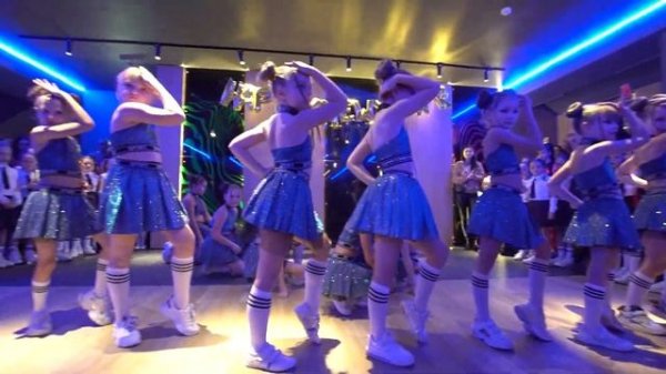 NEW YEAR PARTY DANCE STUDIO ONE WAY 2023 (GIRLS TIME)