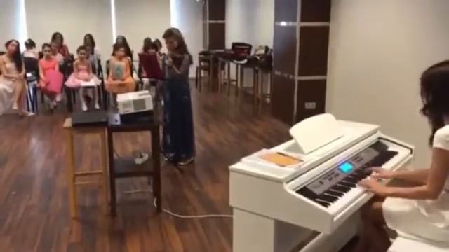 Mrp88Wh Manuel Raymondan Dijital Piyano ile Keman Dinletisi смотреть онлайн