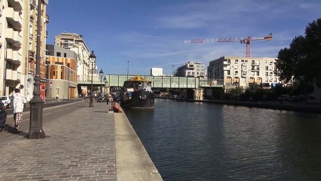 LES VILLAGES DE PARIS LE PARC DE LA VILLETTE & JAURES смотреть онлайн