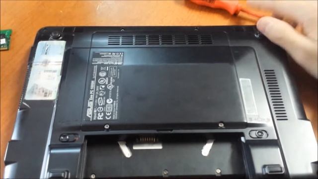 ASUS Eee PC 2GB RAM Wymiana Pamięci Replacement Memory смотреть онлайн