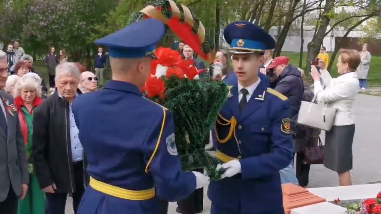 Праздник ко Дню Победы: микрорайон 