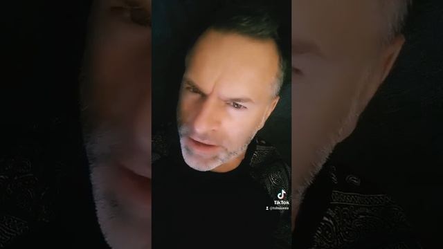 Прежде ставить кого-нибудь на колени, всегда подумай. смотреть онлайн