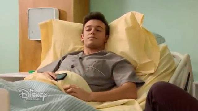 Soy Luna 3 | Matteo talks about Ramiro and Luna (ep.32) (Eng. subs) смотреть онлайн