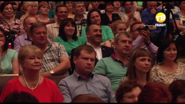 В Твери состоялись выпускные вечера. 2016-06-27 смотреть онлайн