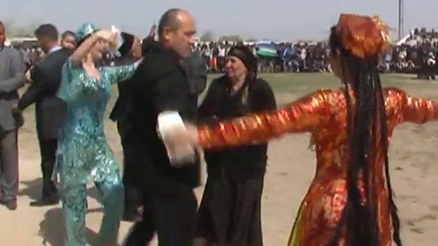 AKBAR POLVONIKKIGA TO'YGA SHERALI JO'RAYEV 2009 YIL JONLI IJRO смотреть онлайн