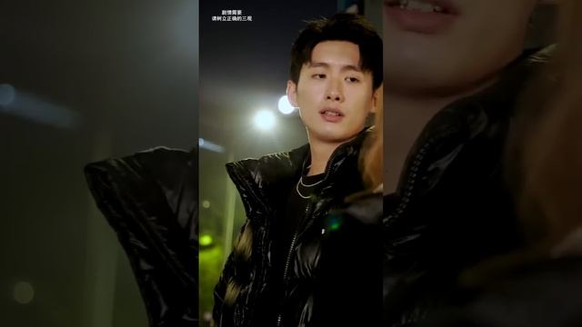 拜金女在同學會上頻頻炫富，還當眾羞辱前男友，不料前男友竟是億萬總裁！ #湯小魚#短劇#搞笑#霸道總裁