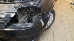 как снять фару рено логан 1