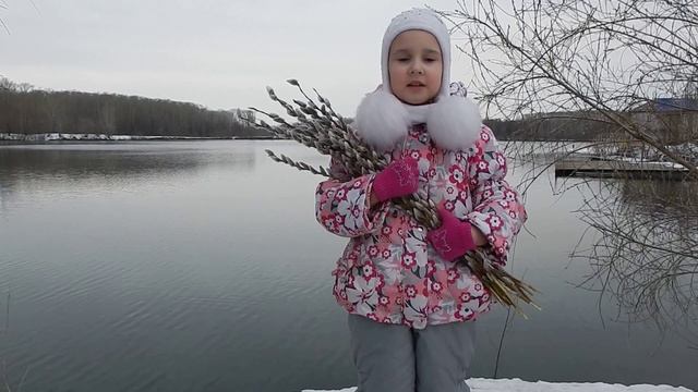 Юлия рассказывает стихотворение про AZALI-Dance смотреть онлайн