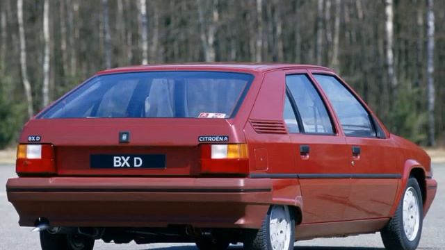 Citroen BX Hatchback 5 doors Exterior & Interior смотреть онлайн