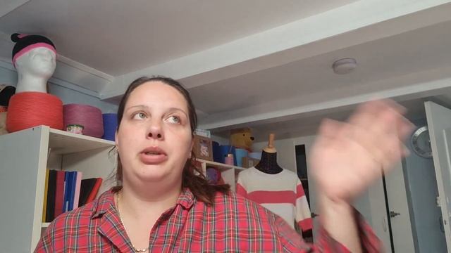 Уже Август. Что вязала на прошлой неделе. Лулу помогает. смотреть онлайн