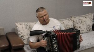 Геннадий Сюрсин! Где же та калина, где же та рябина Где же та девчонка, что мечтала о любви!