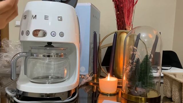 SMEG Filtre Kahve Makinesi Kutu Açılımı ?? смотреть онлайн
