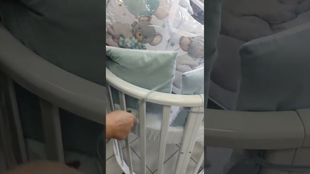 Сравнение комплектов в кроватку "Подушкино" с другим производителем смотреть онлайн