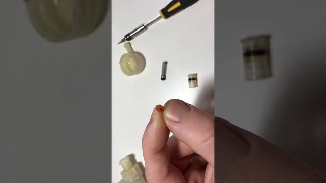 Delonghi EC 680 685 Dedica low pressure / no pressure problem? Broken safety valve issue and fix смотреть онлайн