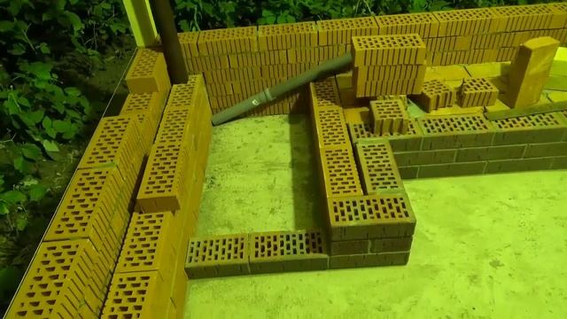 Как самому построить мангал с печкой под казан Отчет за 2 дня работы смотреть онлайн