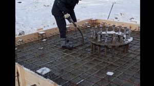 Монтаж опоры-столба сотовой связи. Столб металлический «СибИнТел» под размещения оборудования связи