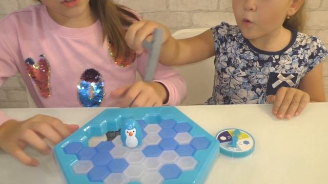 Игра пингвин в ледяной западне/ИГРЫ ИЗ ФИКС ПРАЙС смотреть онлайн