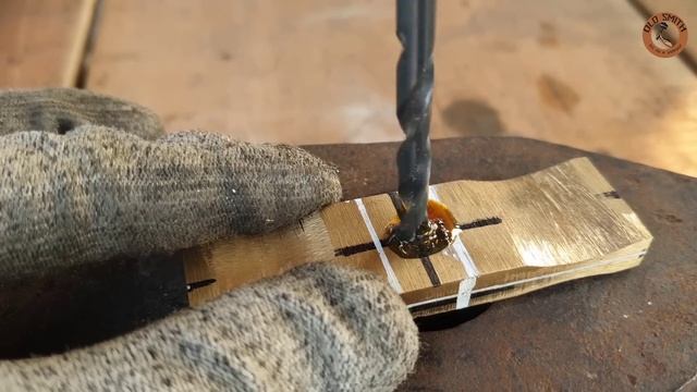 Forging POSEIDON'S TRIDENT Out of Rusty Hook смотреть онлайн