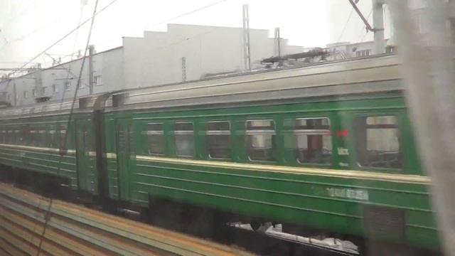 Электровоз ЭП20-023 и электропоезд ЭД4МКУ-0151 "ЦППК" в депо Железнодорожная смотреть онлайн