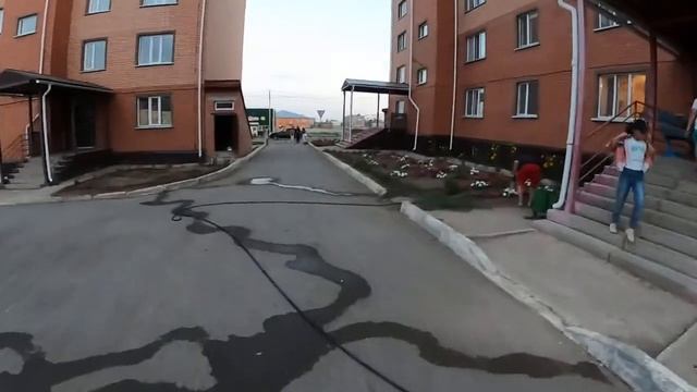 Новостройки Атбасара. Общаемся со Старшим дома! Часть 2 смотреть онлайн
