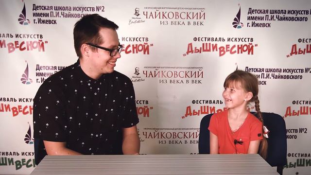 Рубрика «Снизу вверх» шоу Вечерний Киноман. Киношкола IPlay.