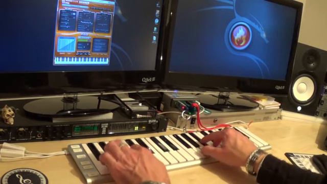 Pianoteq - Honer Pianet N Funky смотреть онлайн