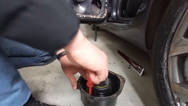 Audi A6 (4F,C6) 2004-2011 Installing Ground Zero Radioactive Speakers In Rear Doors смотреть онлайн