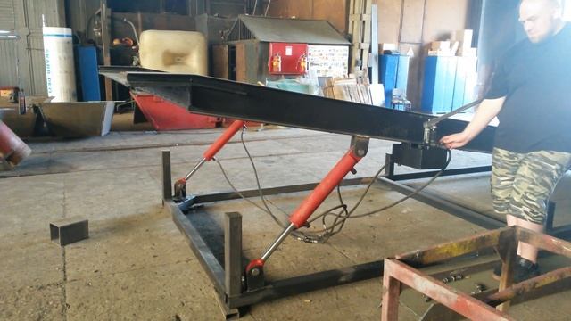 Стационарная гидравлическая рампа производства РБ смотреть онлайн