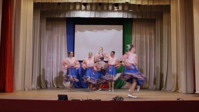 Ансамбль танца "ЗАБАВА" танец " Калинка" смотреть онлайн