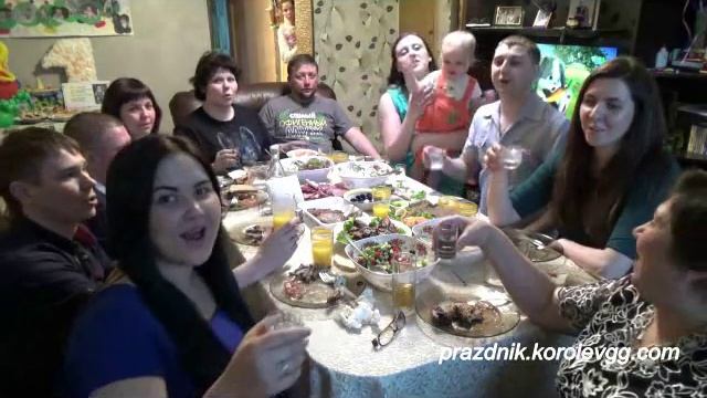 Сценка кричалка Ура смешные прикольные сценки на день рождения на юбилей, смотреть онлайн