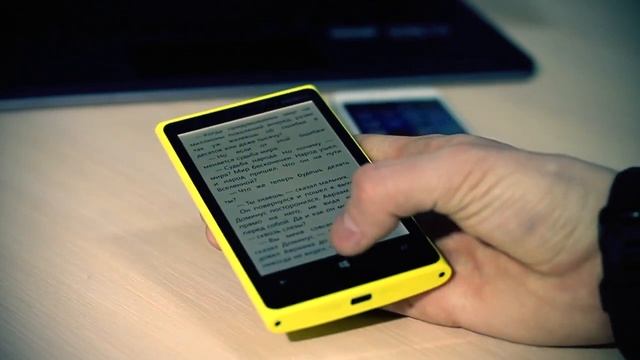 Nokia Lumia 920 против iPhone 5. Сравнение AppleInsider.ru смотреть онлайн