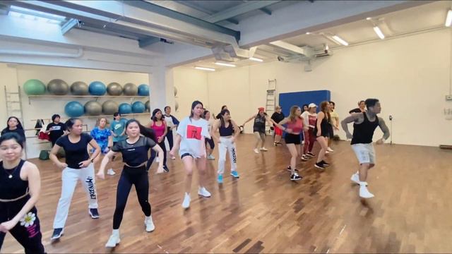 SCREAM - USHER  (ZUMBA VIRAL) / Dance Fitness / Dance Workout X NATHAN HIP-HOP ZUMBA / Milan,Italy