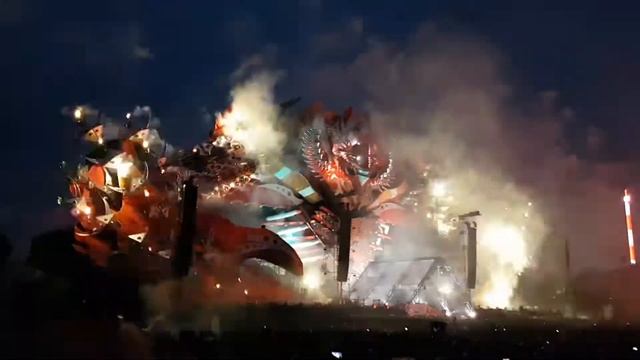 Defqon.1 2018 (Maximum Force) Full Endshow Fireworks & Laser Show смотреть онлайн