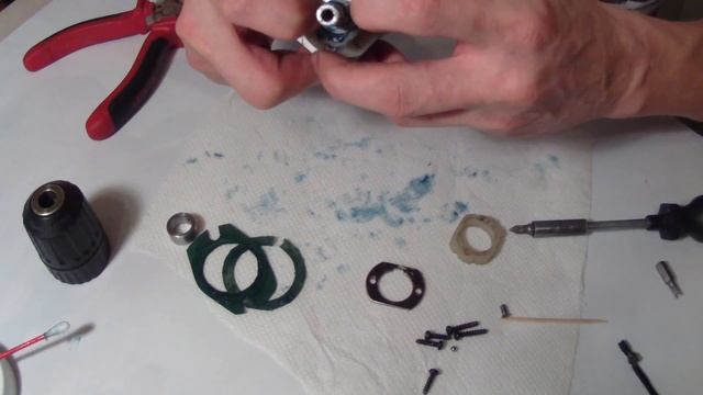 Как сделать мощный, миниатюрный, сверлильный станок смотреть онлайн