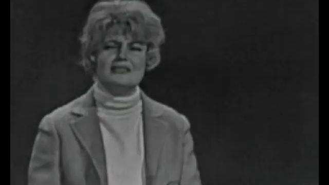 Татьяна Доронина Я мечтала о морях и кораллах смотреть онлайн